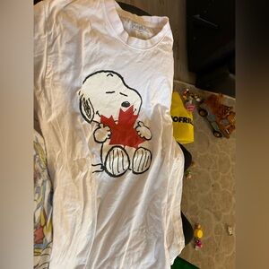 Peanuts Snoopy adult Canada Day T-shirt, medium worn once